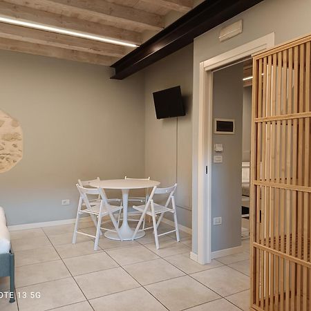 モンツァンバーノ La Piana Bed & Breakfast エクステリア 写真